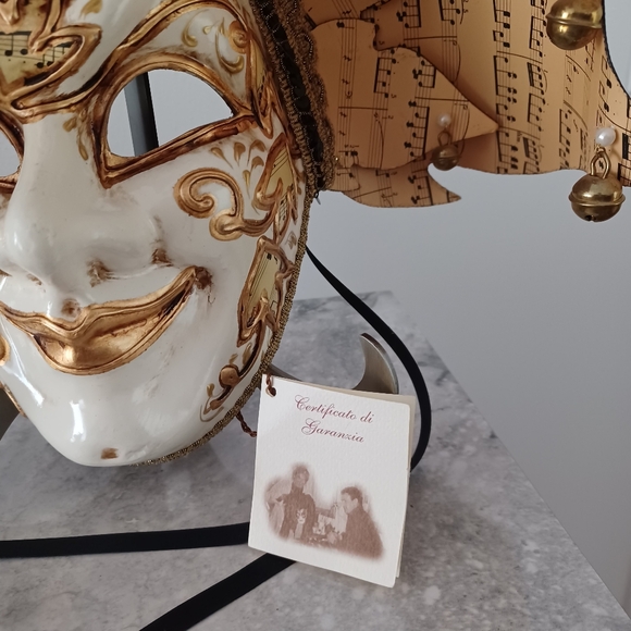 Carnival Mask unique decor! - Picture 4 of 6